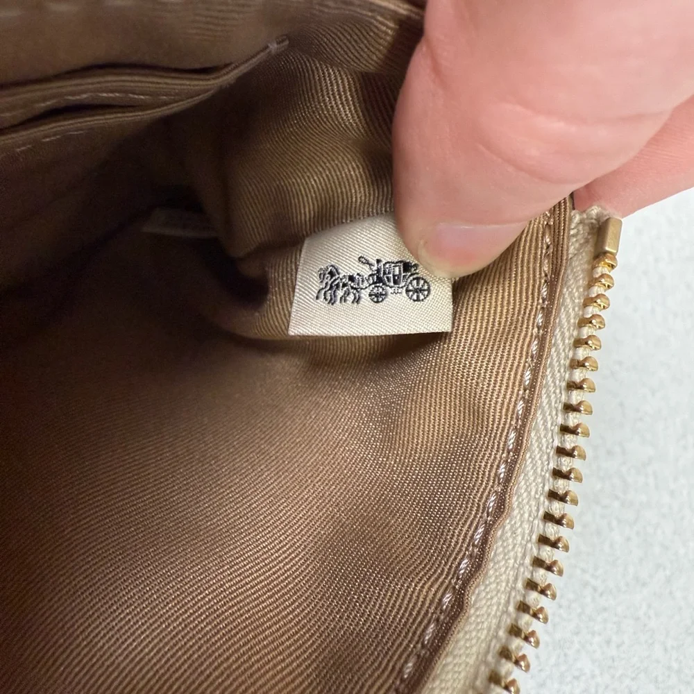 Coach this item